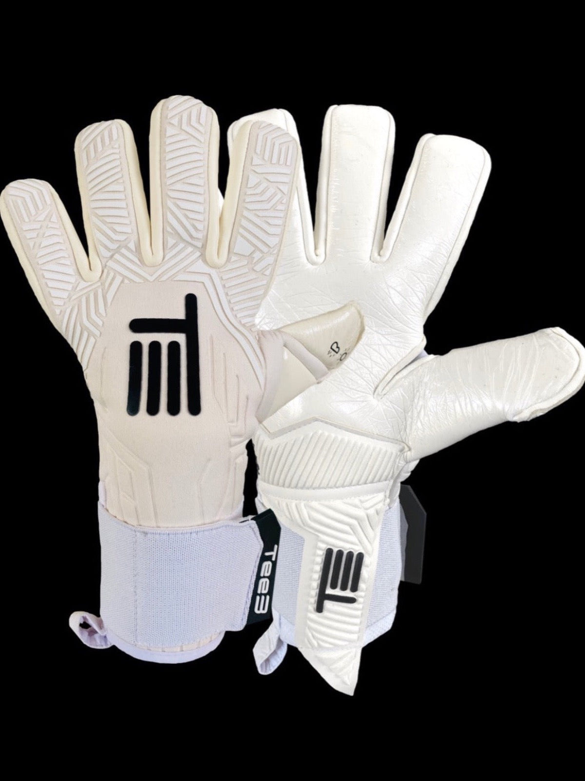 Tee3 Goalkeeping Alba glove - A white negative cut goalkeeper glove with stylish black detail with 4mm white German contact latex and anti abrasion zone at the heel of the the palm